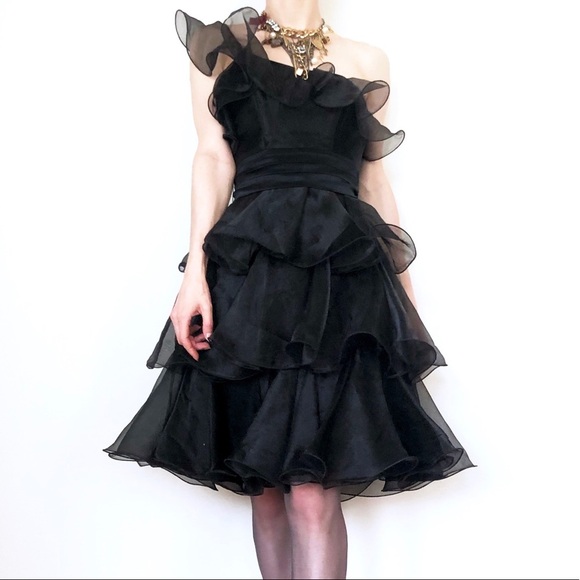 Betsey Johnson Dresses & Skirts - BETSEY JOHNSON Asymmetrical One Shoulder DRESS